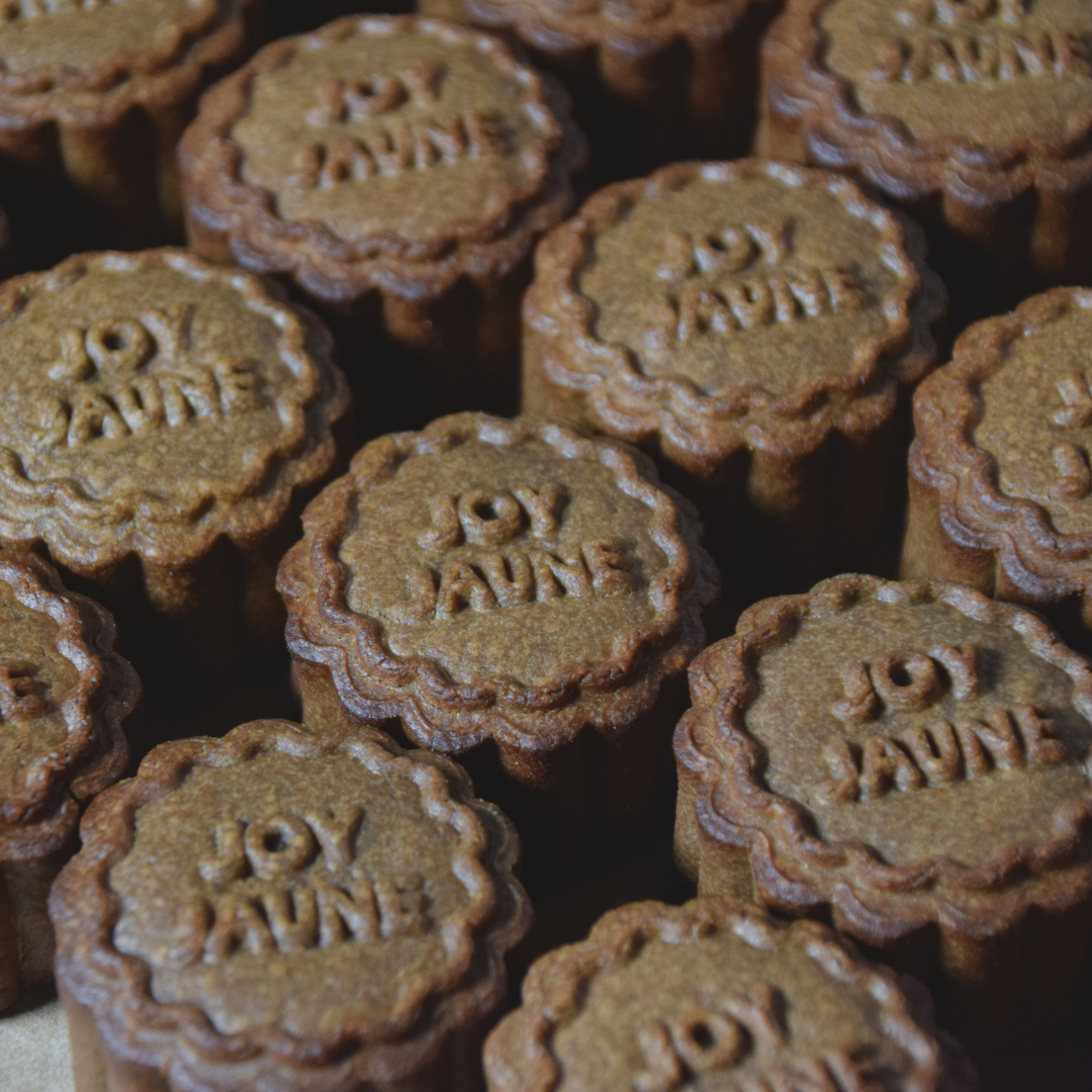 雙茶奶黃月餅四件/八件裝 - Double tea Custard Mooncake 4pcs/8pcs Set (Pick up & Shipping only)